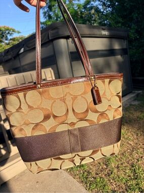 2006 Coach Signature Stripe Large Tote - Style 10124